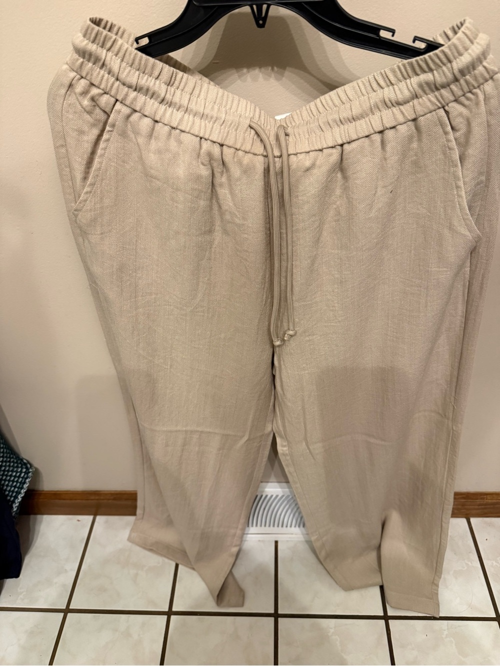 Halara Linen Pants in Beige - Large Petite NWT